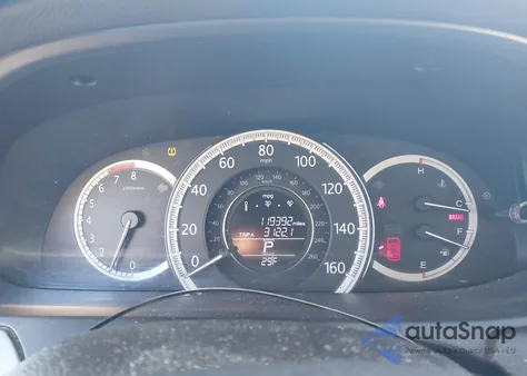 2015 Honda Accord Lx z USA, uszkodzony, nr VIN 1HGCR2F30FA043869